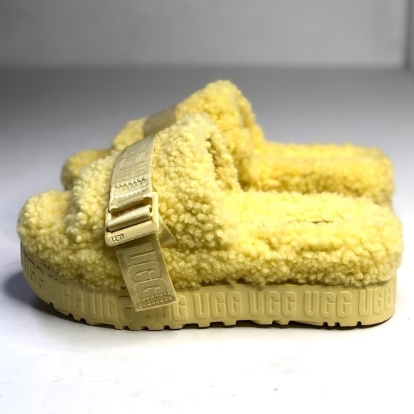 NWOB UGG Fluffita sulfur yellow fur platform slides sandals sheepskin size 6 - Picture 4 of 12